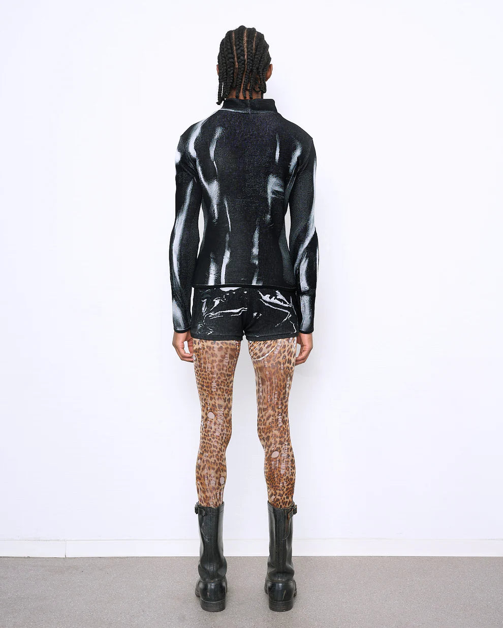 LATEX FINE KNIT TURTLENECK – IDEN